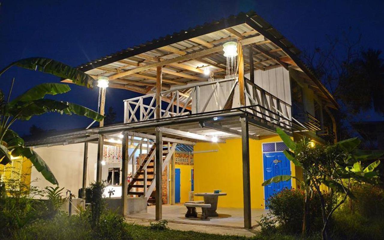 Malee Malee Guesthouse Koh Lanta Exterior photo